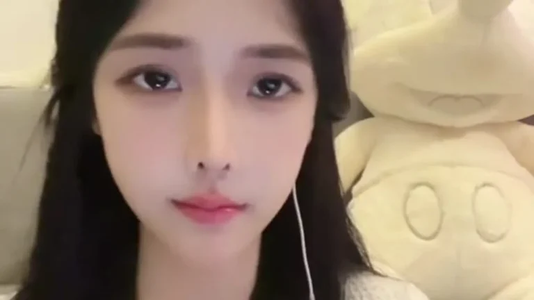 慢万拍小姐in 2025-06-10 21-39-00 缩略图