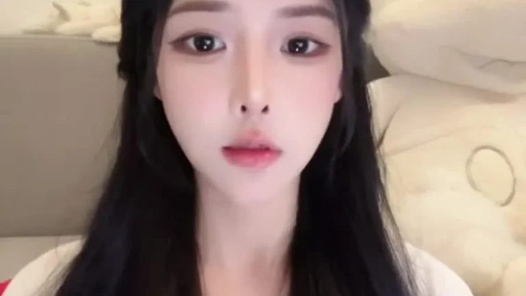 慢万拍小姐in 2025-07-05 10-38-27 缩略图
