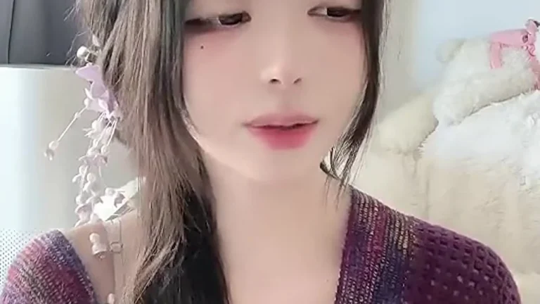抱抱苗 2025-05-03 17-27-17 缩略图