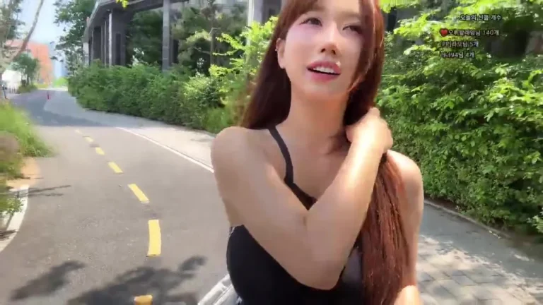 雷颖eunyoung1238 2025-07-05 10-51-53 000 缩略图