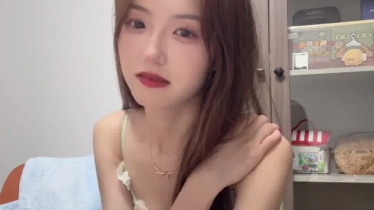 谢欣 2025-06-19 20-12-59 缩略图