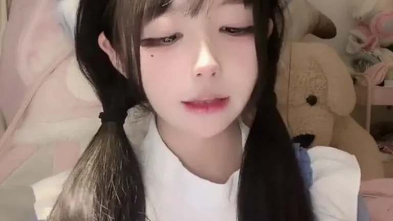 抱抱苗 2025-06-06 00-05-12 缩略图