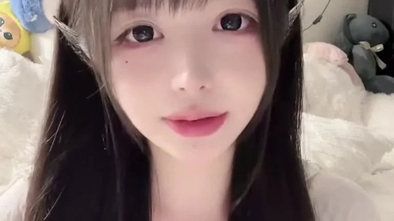 抱抱苗 2025-04-28 21-26-13 缩略图