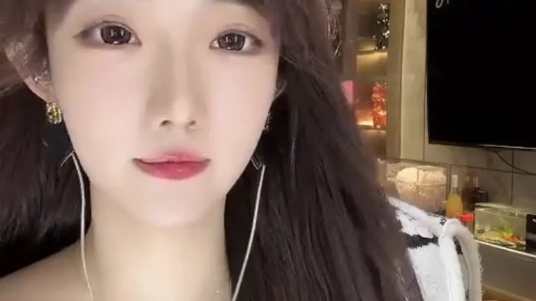 王雨萱 2025-07-07 23-07-10 缩略图