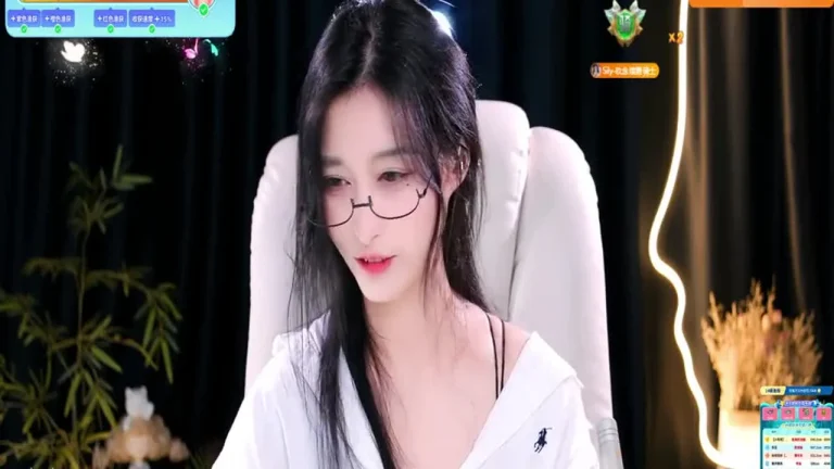 晓月月 2025-05-20 00-03-48 缩略图
