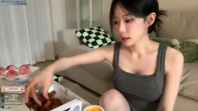 何敏华ramzzang 2025-07-18 22-31-52 000 缩略图