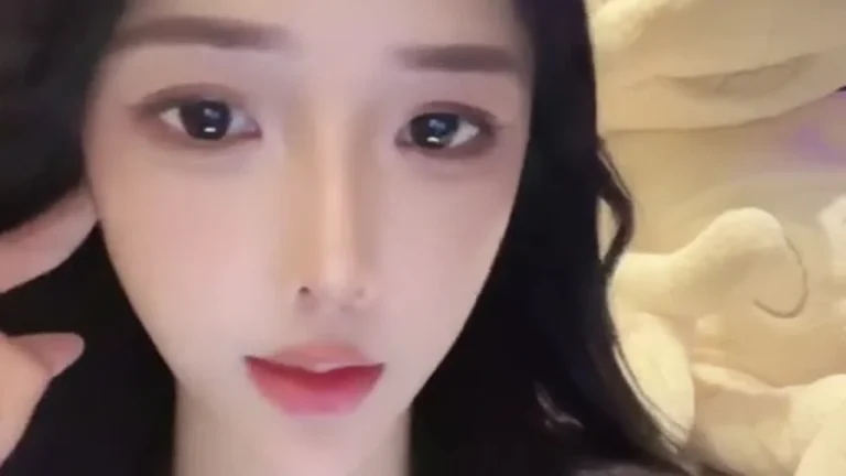慢万拍小姐in 2025-05-24 21-37-42 缩略图