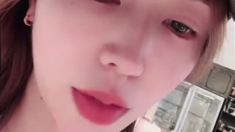 加百合一 2025-05-06 17-40-13 缩略图