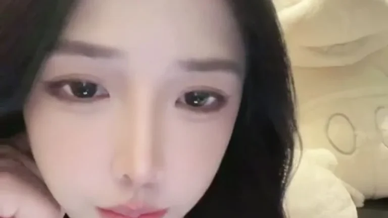 慢万拍小姐in 2025-05-25 21-13-13 缩略图