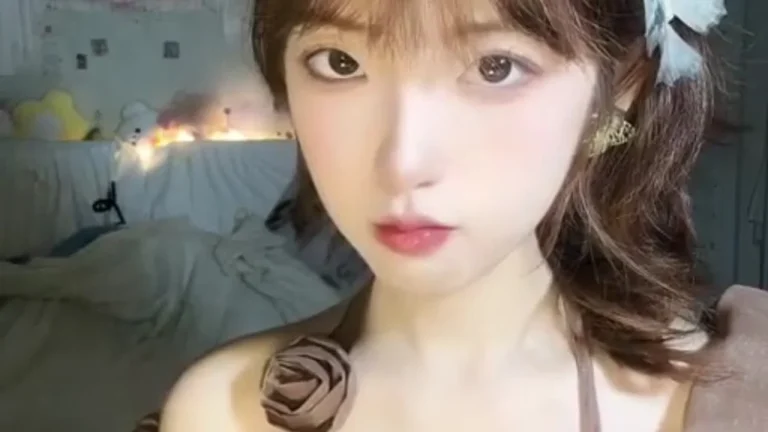 阿艺呀嘿 2025-06-19 21-44-50 缩略图