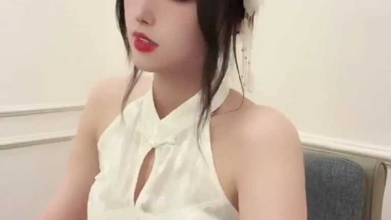 冰冰 2025-06-07 21-07-45 缩略图
