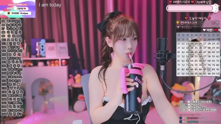 雷颖eunyoung1238 2025-05-18 20-08-34 000 缩略图