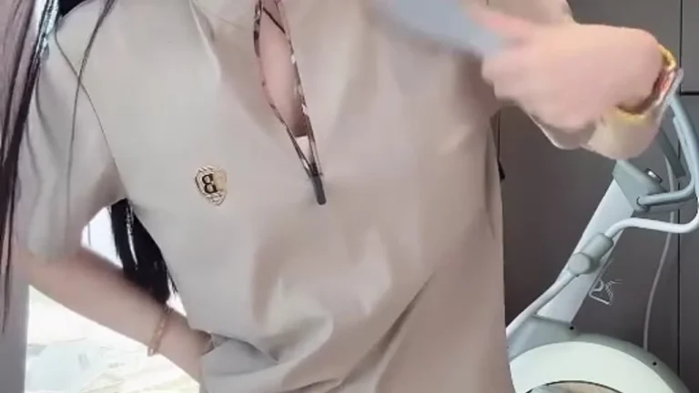 空姐秋雅 2025-07-19 10-29-03 缩略图