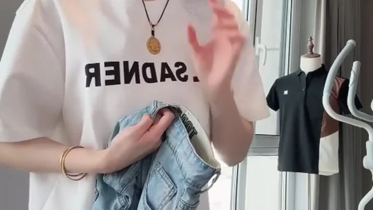 空姐秋雅 2025-05-12 09-33-18 缩略图