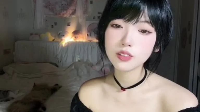 阿艺呀嘿 2025-06-25 22-22-53 缩略图