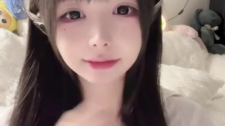 抱抱苗 2025-04-28 21-16-43 缩略图