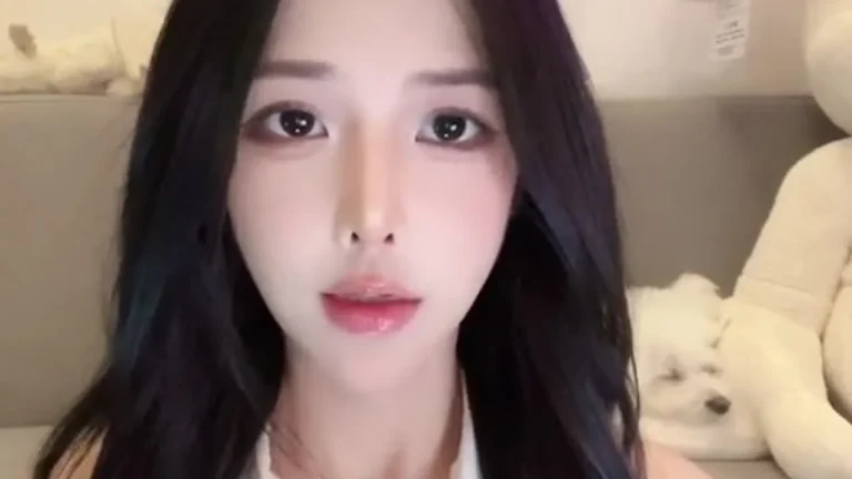 慢万拍小姐in 2025-06-28 12-02-12 缩略图