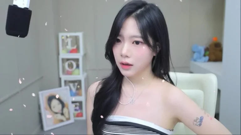 河妍英twinhayoung 2025-07-19 09-01-16 006 缩略图