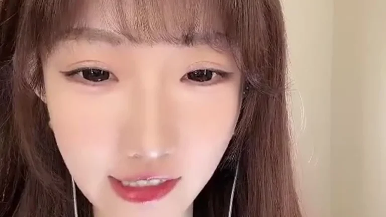 王雨萱 2025-07-12 09-40-06 缩略图