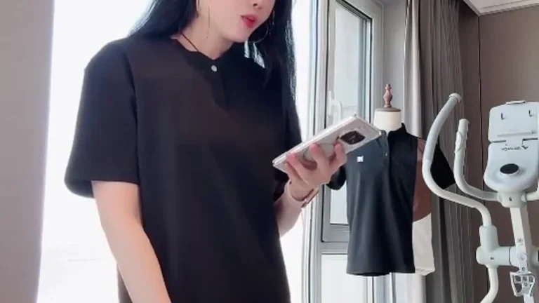 空姐秋雅 2025-05-04 07-37-41 缩略图