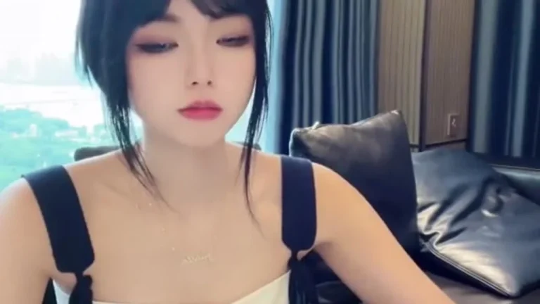 冰冰 2025-06-27 17-42-06 缩略图