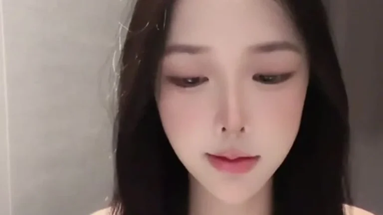 慢万拍小姐in 2025-05-13 21-58-05 缩略图