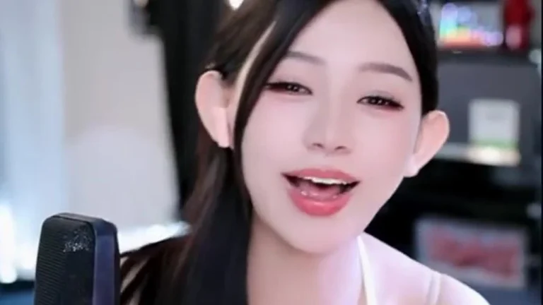 安安酱 2025-05-21 23-35-18 缩略图