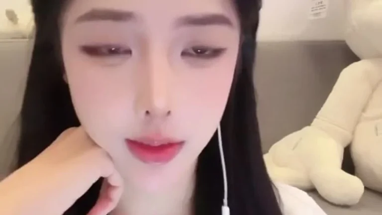 慢万拍小姐in 2025-06-26 10-12-37 缩略图