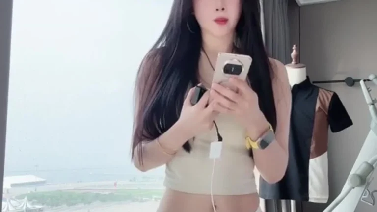 空姐秋雅 2025-07-05 08-23-44 缩略图