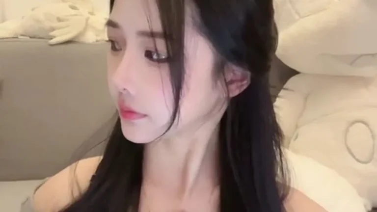 慢万拍小姐in 2025-06-25 10-52-19 缩略图