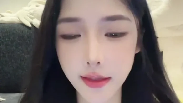 慢万拍小姐in 2025-05-07 15-43-45 缩略图