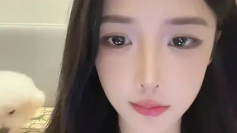 慢万拍小姐in 2025-05-05 21-42-56 缩略图