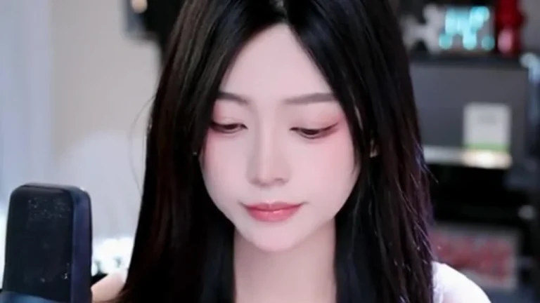 安安酱 2025-05-19 23-21-53 缩略图