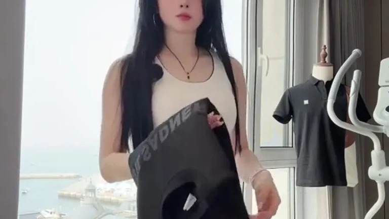 空姐秋雅 2025-05-21 09-06-50 缩略图
