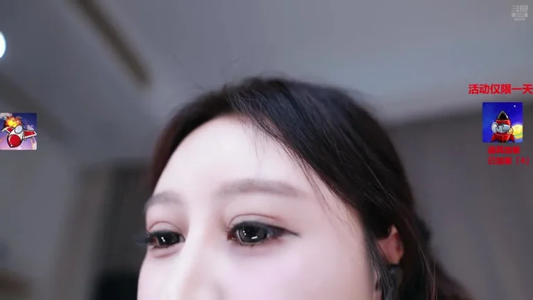隔壁的苏苏 2025-06-08 21-42-42 001 缩略图