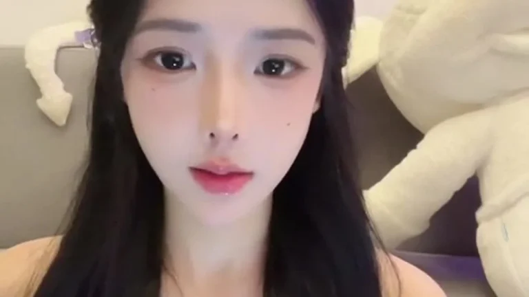 慢万拍小姐in 2025-06-17 12-25-02 缩略图