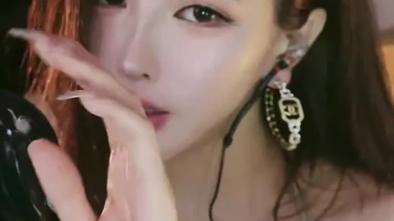 大艺术嘉carrie 2025-06-26 23-14-56 缩略图