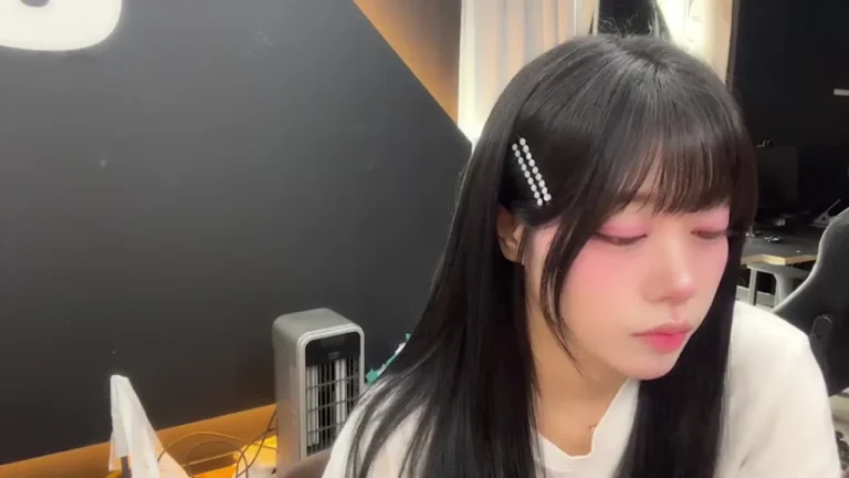 叶璃dpfl646 2025-06-27 11-35-15 000 缩略图