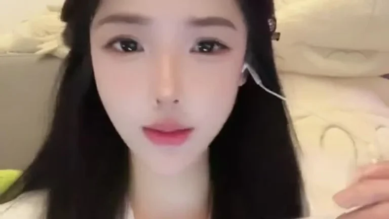 慢万拍小姐in 2025-06-05 12-02-28 缩略图