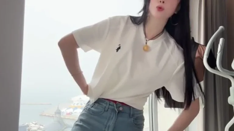 空姐秋雅 2025-05-14 08-12-21 缩略图
