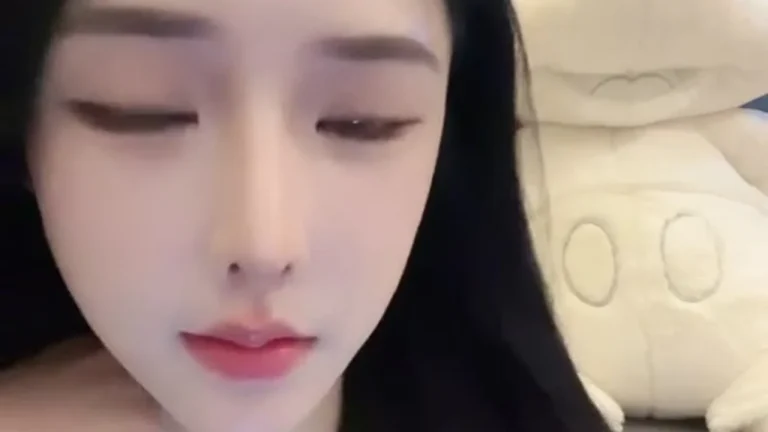 慢万拍小姐in 2025-05-30 13-51-02 缩略图