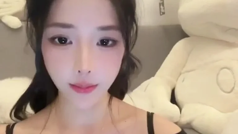 慢万拍小姐in 2025-06-21 16-36-12 缩略图