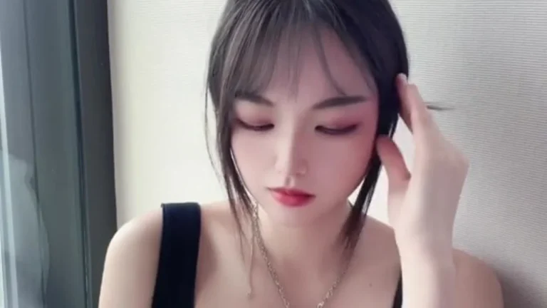 冰冰 2025-06-12 17-12-51 缩略图