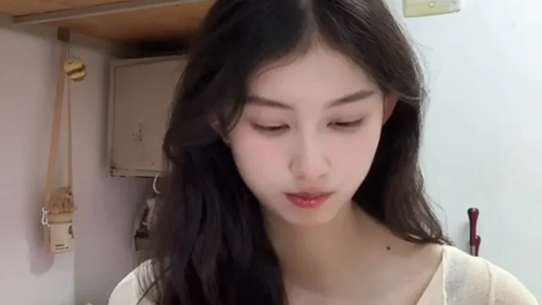 梁迷糊 2025-04-29 21-33-25 缩略图