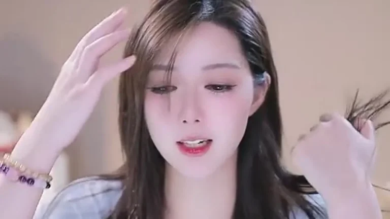 萌粒萌 2025-06-22 01-33-51 缩略图