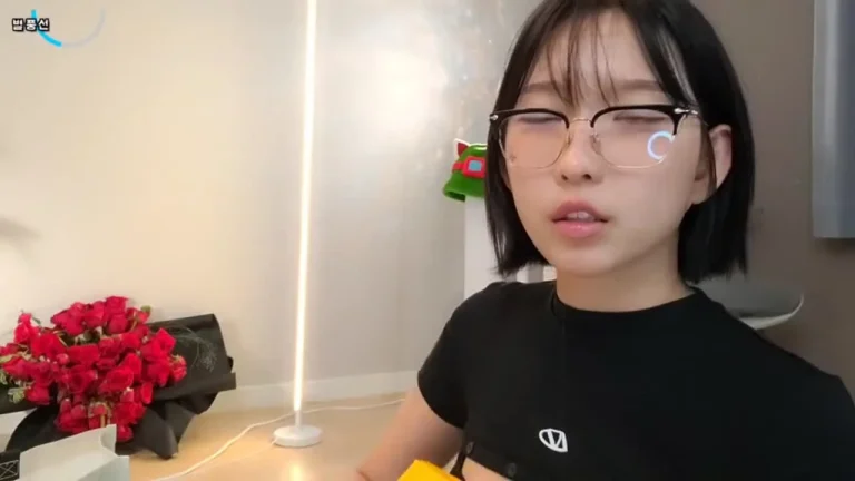 李敏儿leelate 2025-07-13 22-55-30 000 缩略图
