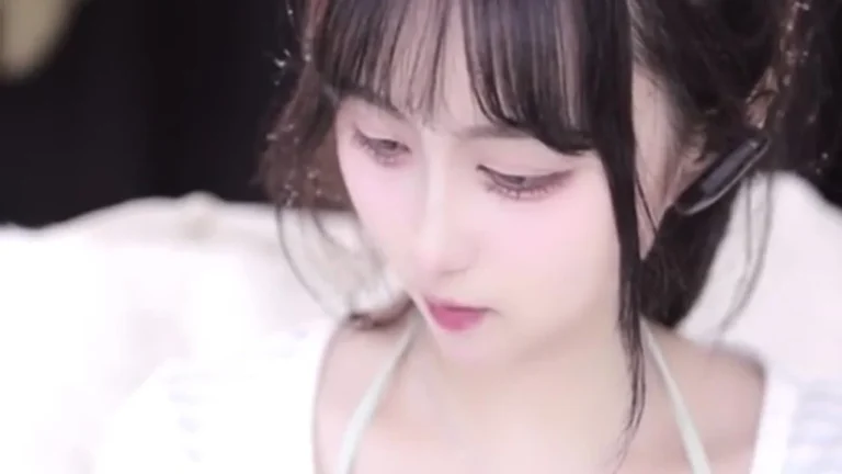 小饼干 2025-06-08 15-41-08 缩略图